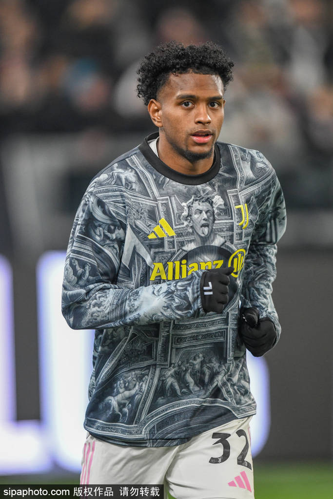 尤文图斯的失落与转机:乔纳森·戴维渴望重返巅峰,里昂或成新契机